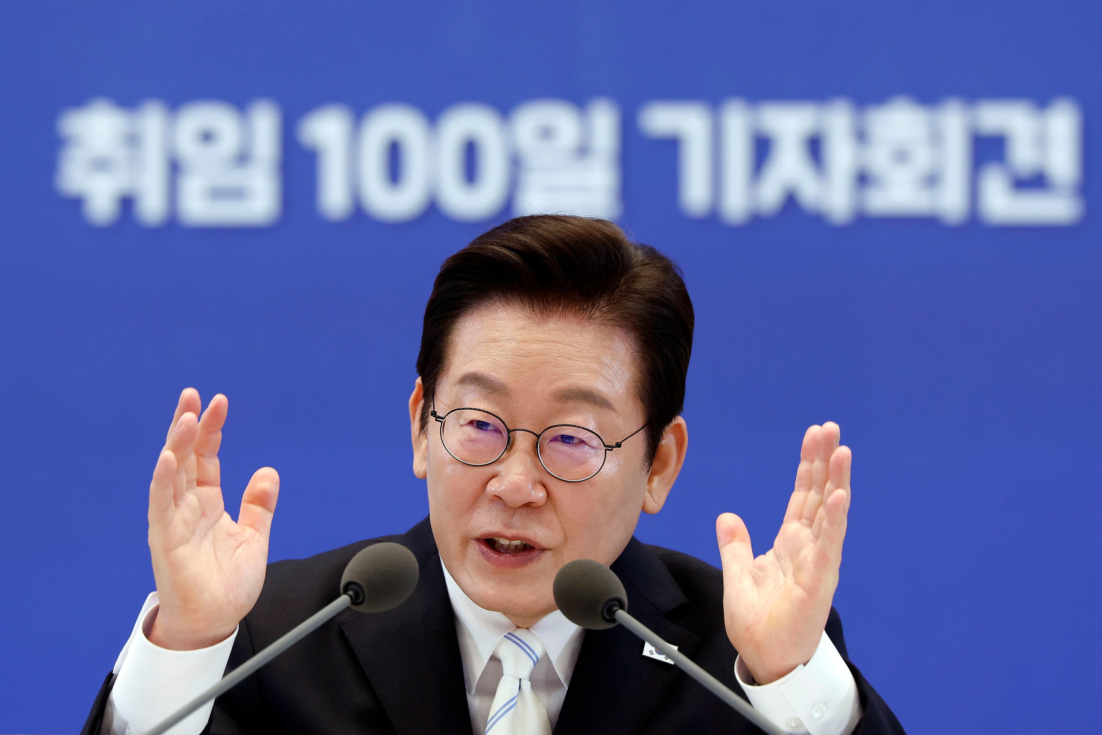 이 대통령 취임 100일 기자회견, 핵심 경제 현안 뭐였을까?