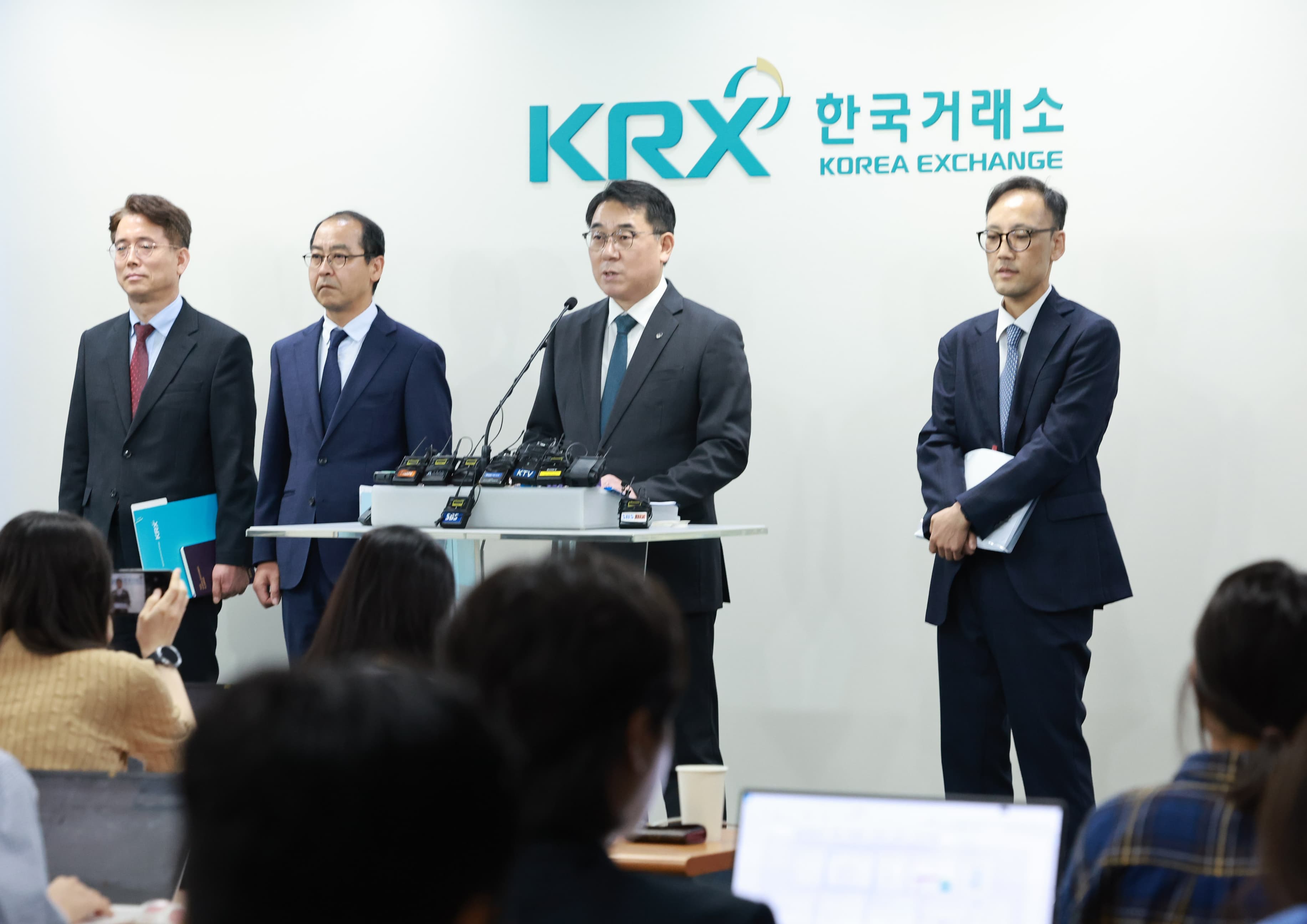 슈퍼리치들이 1,000억 원대 주가 조작을 했다고?