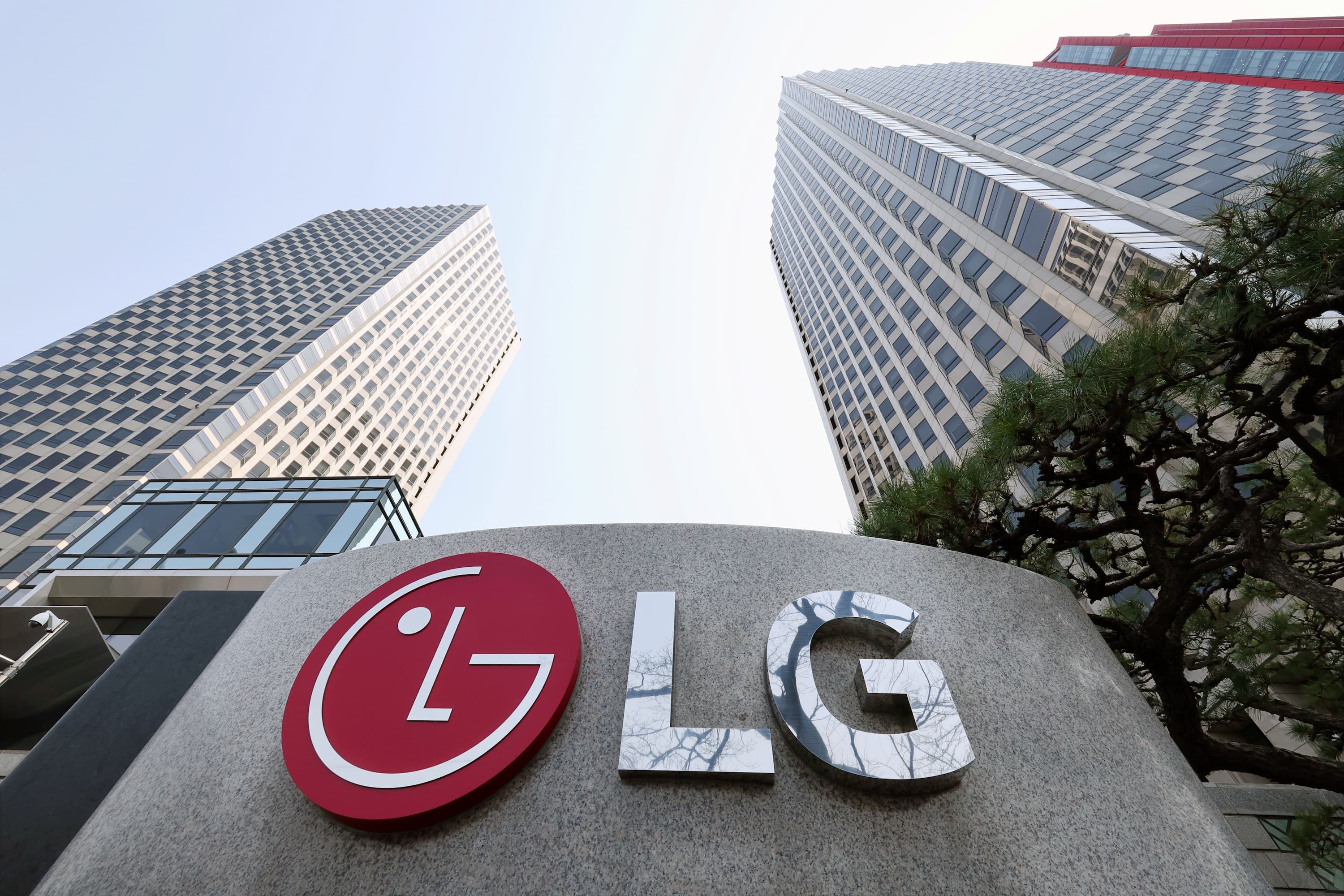 LG전자, 인도 IPO 흥행에 주가 반등